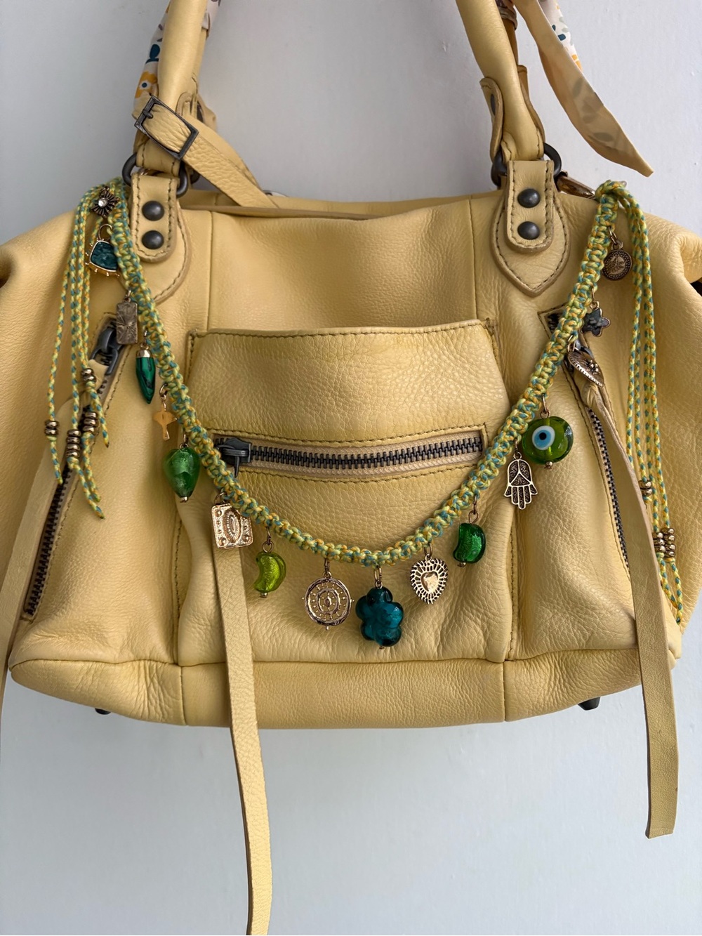 Free People Friendship Swag Charm 🔥
Yellow/Green Multicolor🔥